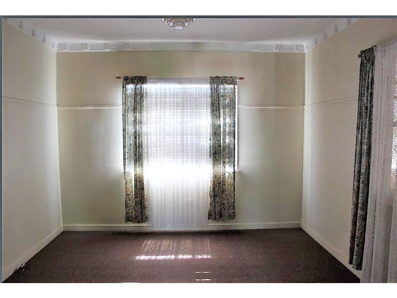 104 Water Street, South Toowoomba QLD 4350