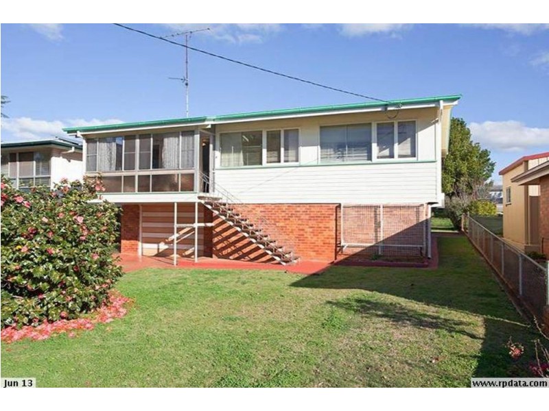 4 Percy Street, Newtown QLD 4350