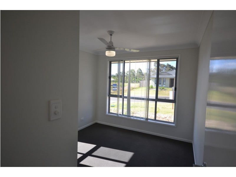 2/24 Cardamon Crescent, Glenvale QLD 4350