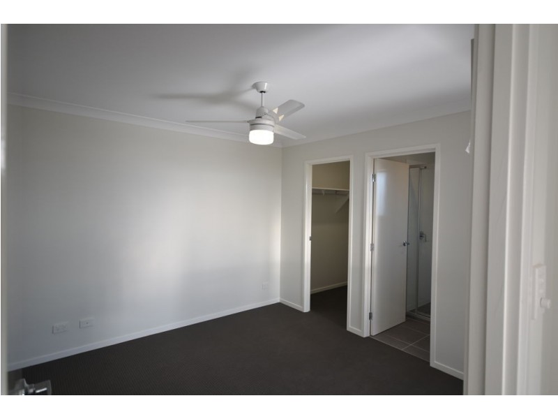 2/24 Cardamon Crescent, Glenvale QLD 4350
