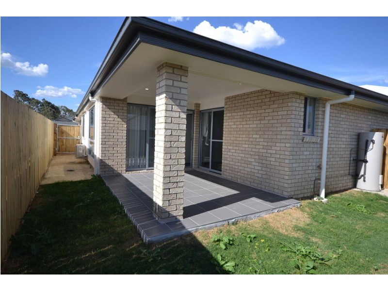 2/24 Cardamon Crescent, Glenvale QLD 4350