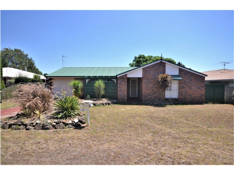 7 Carmen Street, Kearneys Spring QLD 4350