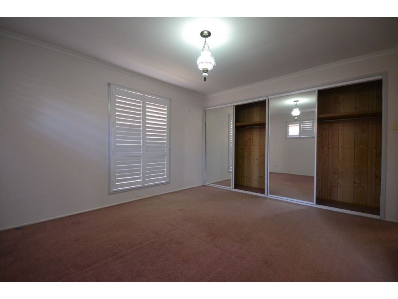 7 Carmen Street, Kearneys Spring QLD 4350