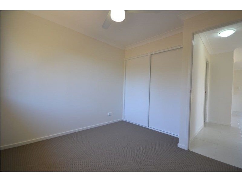 33B Cardamon Crescent, Glenvale QLD 4350