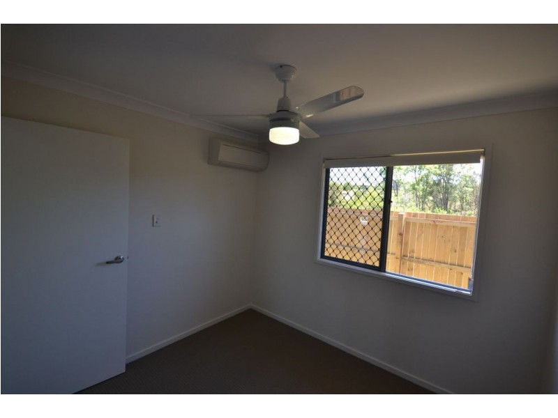 33B Cardamon Crescent, Glenvale QLD 4350