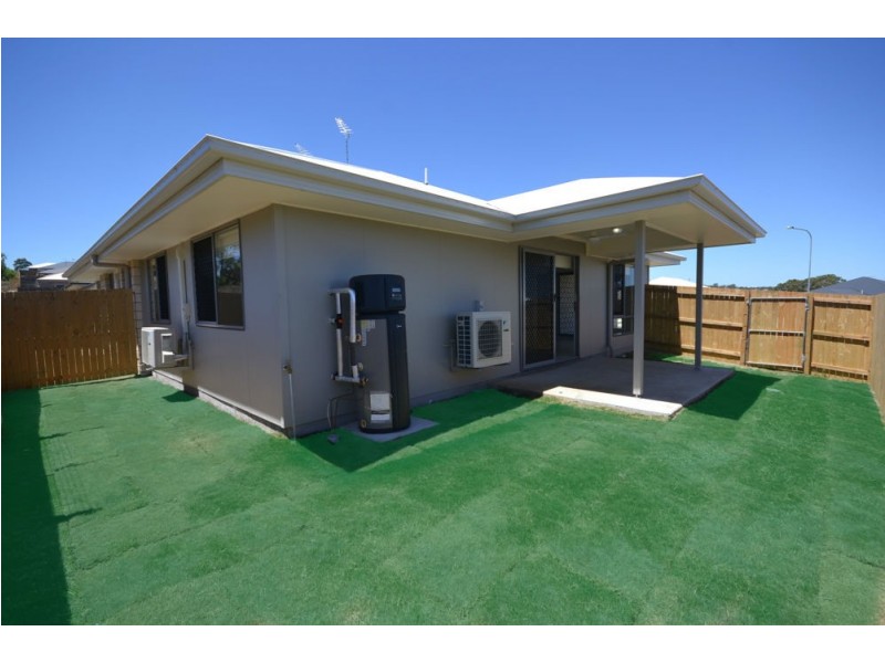 33B Cardamon Crescent, Glenvale QLD 4350