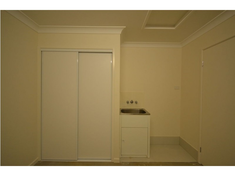 33A Cardamon Crescent, Glenvale QLD 4350