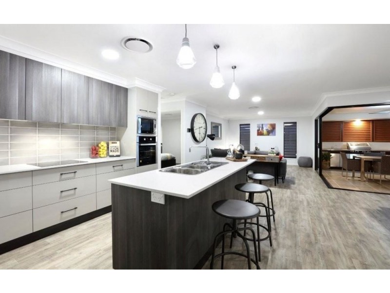 Lot 8 Park Hill Estate, Glenvale QLD 4350