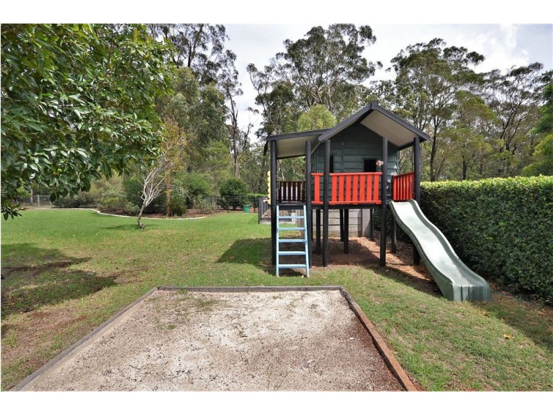 5 Nielsen Court, Middle Ridge QLD 4350