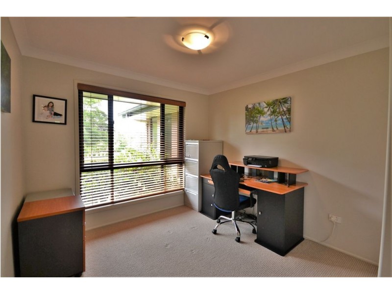 5 Nielsen Court, Middle Ridge QLD 4350