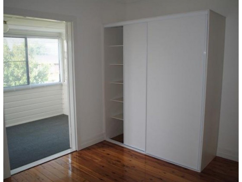 32 Avondale Street, Newtown QLD 4350