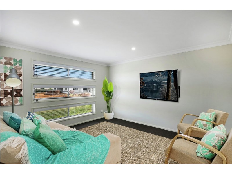 8 Nash Drive, Glenvale QLD 4350