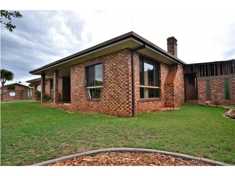 3 Elliott Street, Kearneys Spring QLD 4350