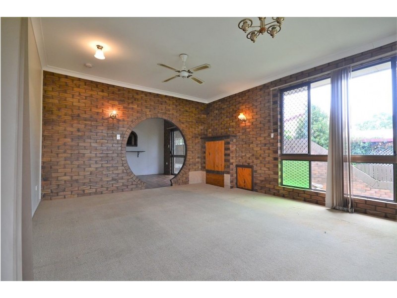 3 Elliott Street, Kearneys Spring QLD 4350