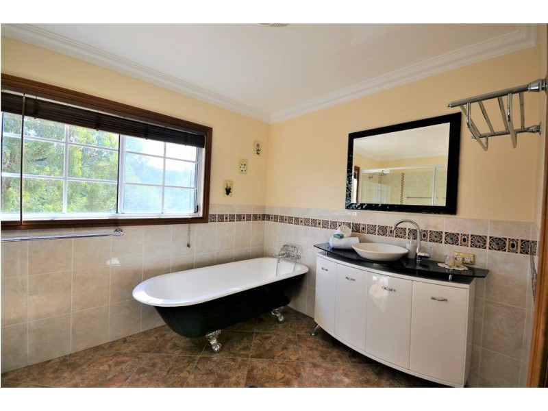 533 Upper Flagstone Creek Road, Preston QLD 4352
