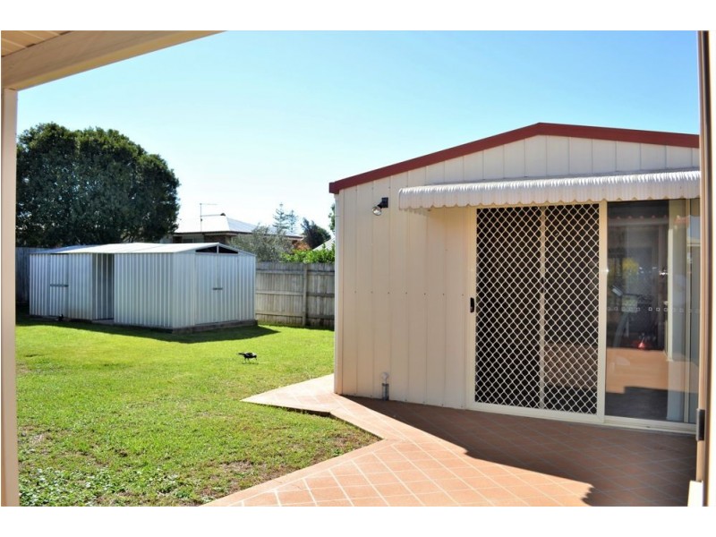 5 Janine Court, Kearneys Spring QLD 4350