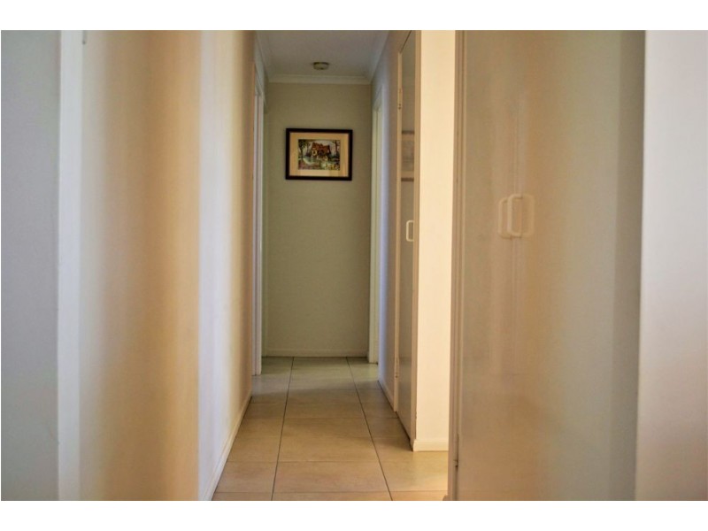 5 Janine Court, Kearneys Spring QLD 4350