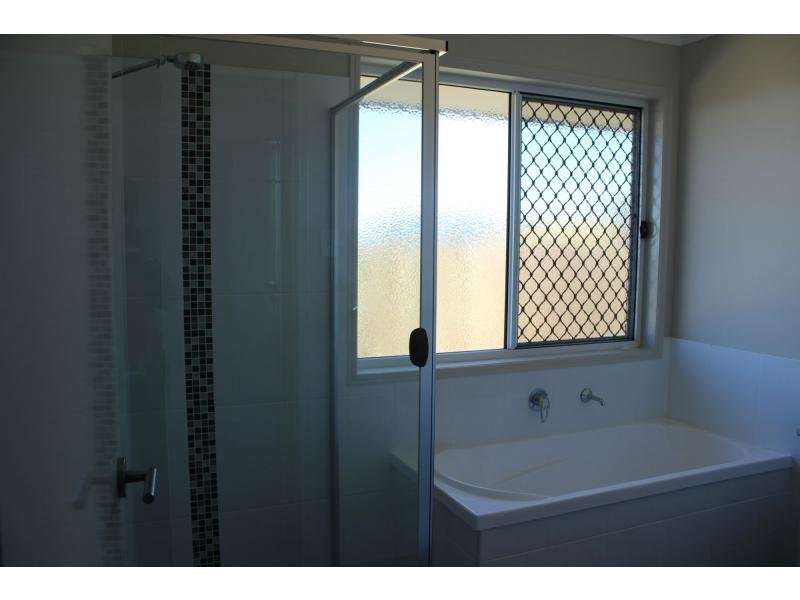 7 Wandoo Crescent, Westbrook QLD 4350