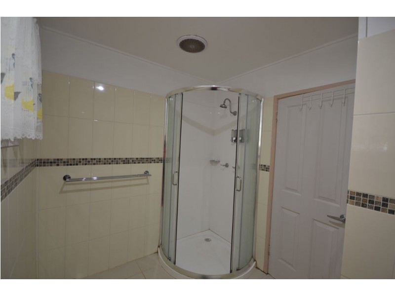 16 Canberra Street, Harristown QLD 4350