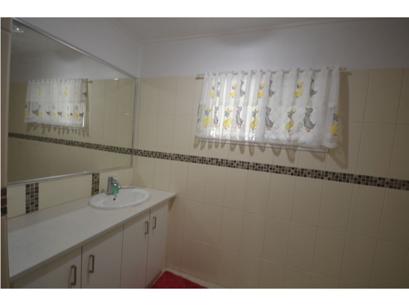 16 Canberra Street, Harristown QLD 4350