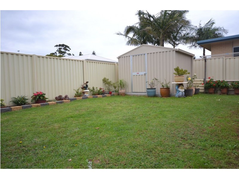 16 Canberra Street, Harristown QLD 4350