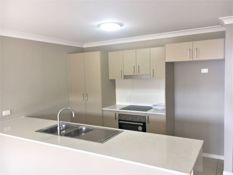 1/17 Alpine Court, Cranley QLD 4350