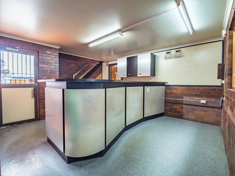 Tenancy 2 / 215 James Street, Toowoomba City QLD 4350