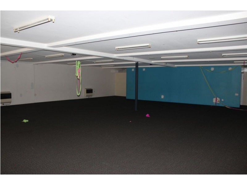 11 Moffatt Street, North Toowoomba QLD 4350