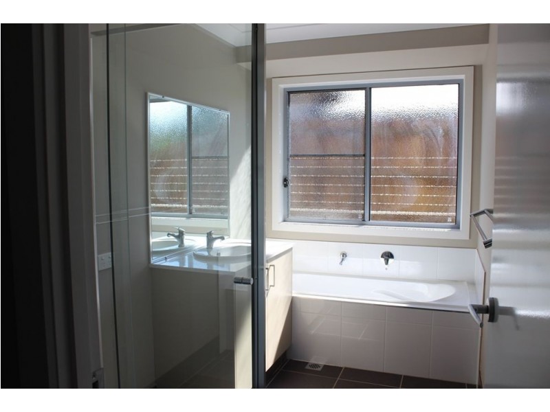 1/15 Alpine Court, Cranley QLD 4350