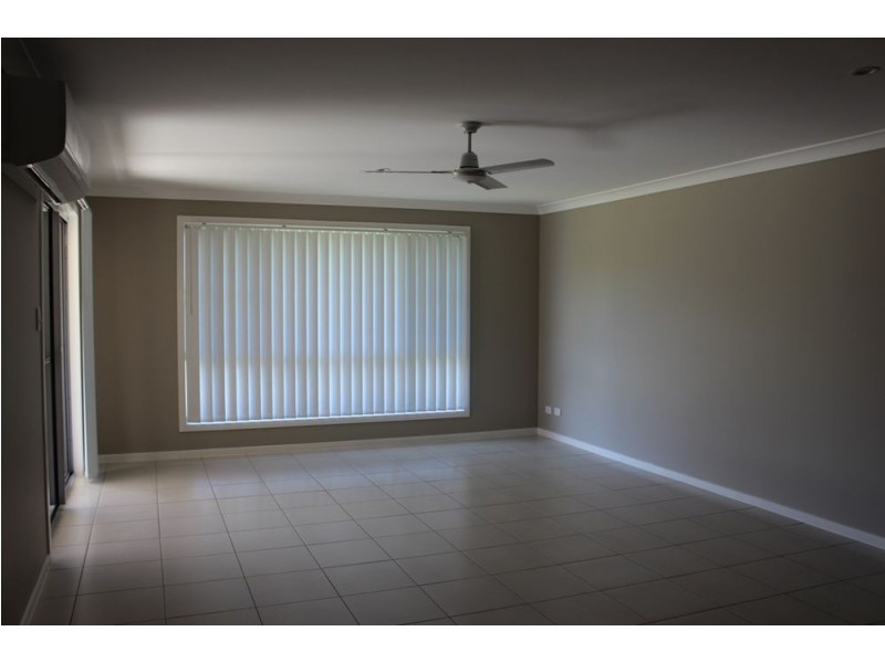 1/15 Alpine Court, Cranley QLD 4350