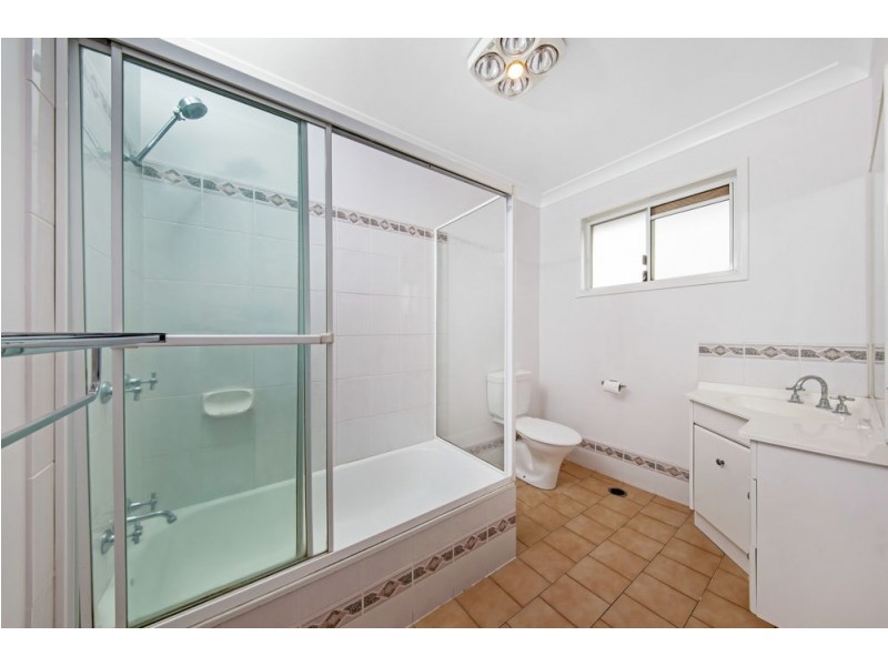 10/ 2-6 Roser Close, Kearneys Spring QLD 4350