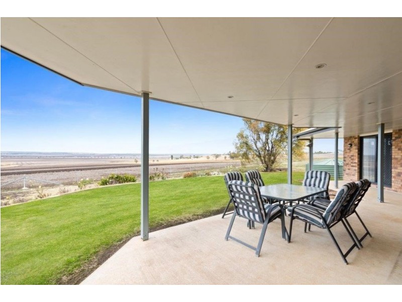 202 Mount Molar Road, Mount Molar QLD 4361