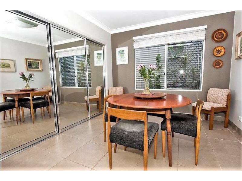 20 Saba Court, Middle Ridge QLD 4350