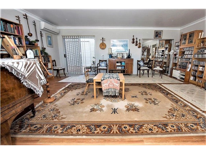 20 Saba Court, Middle Ridge QLD 4350