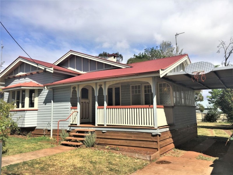 235 Hume Street, South Toowoomba QLD 4350