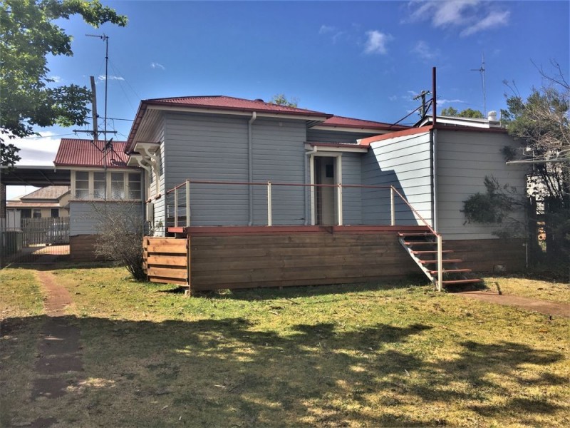 235 Hume Street, South Toowoomba QLD 4350