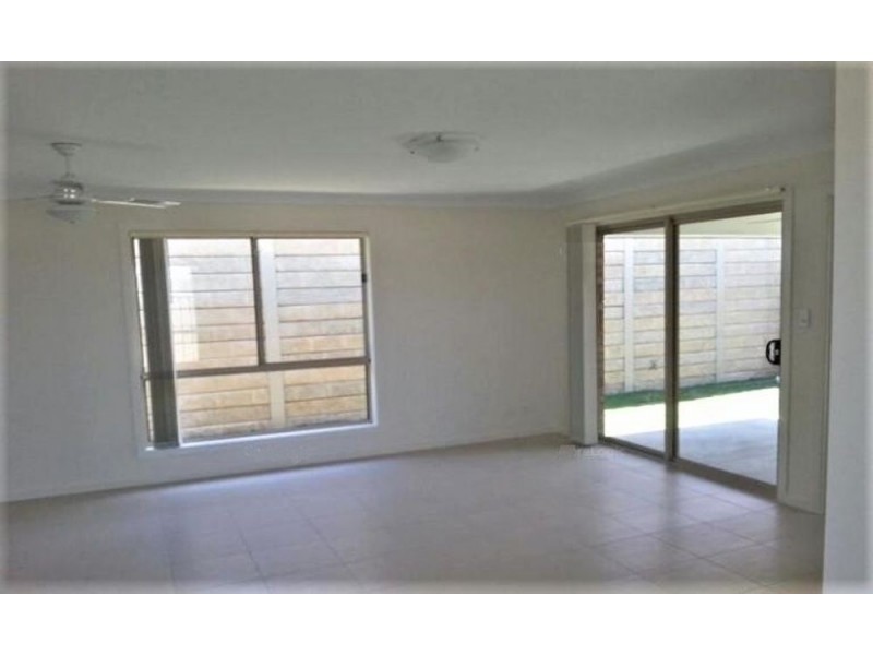 4 Preston Court, Glenvale QLD 4350