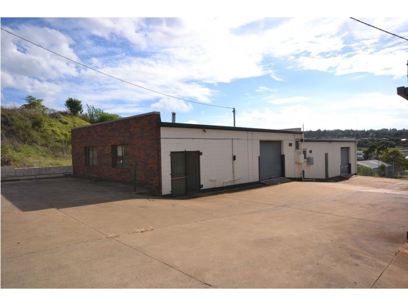 Unit 1/2 Stradbroke Street, Rockville QLD 4350