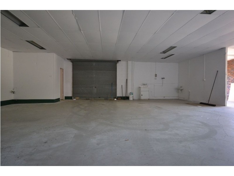 Unit 1/2 Stradbroke Street, Rockville QLD 4350