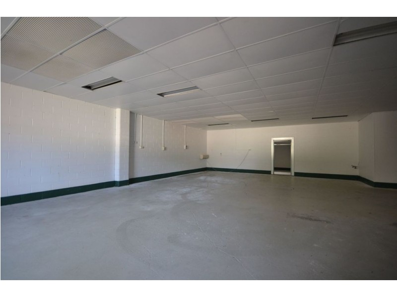 Unit 1/2 Stradbroke Street, Rockville QLD 4350