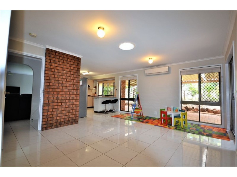 17 Melita Crescent, Wilsonton Heights QLD 4350