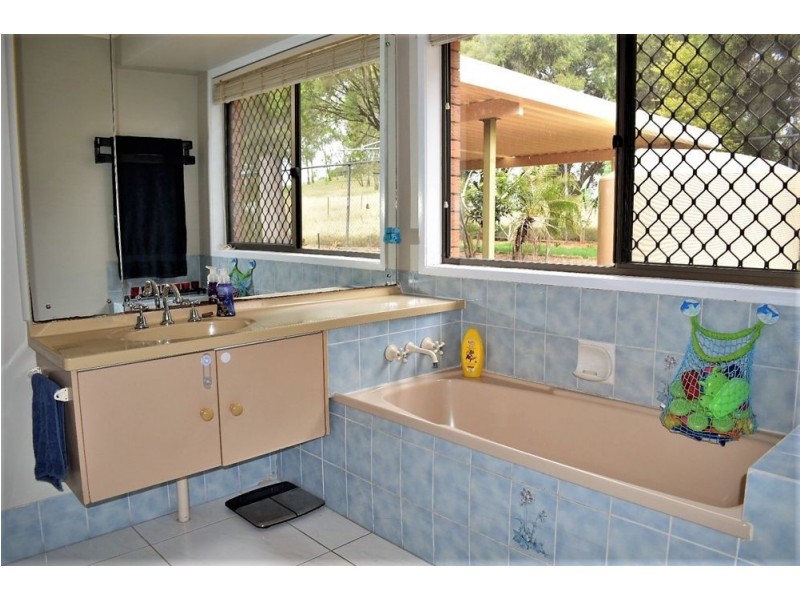 17 Melita Crescent, Wilsonton Heights QLD 4350