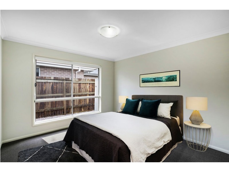 8 Nash Drive, Glenvale QLD 4350