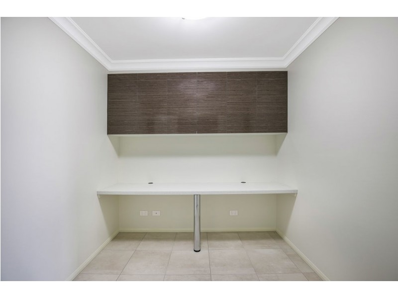8 Nash Drive, Glenvale QLD 4350