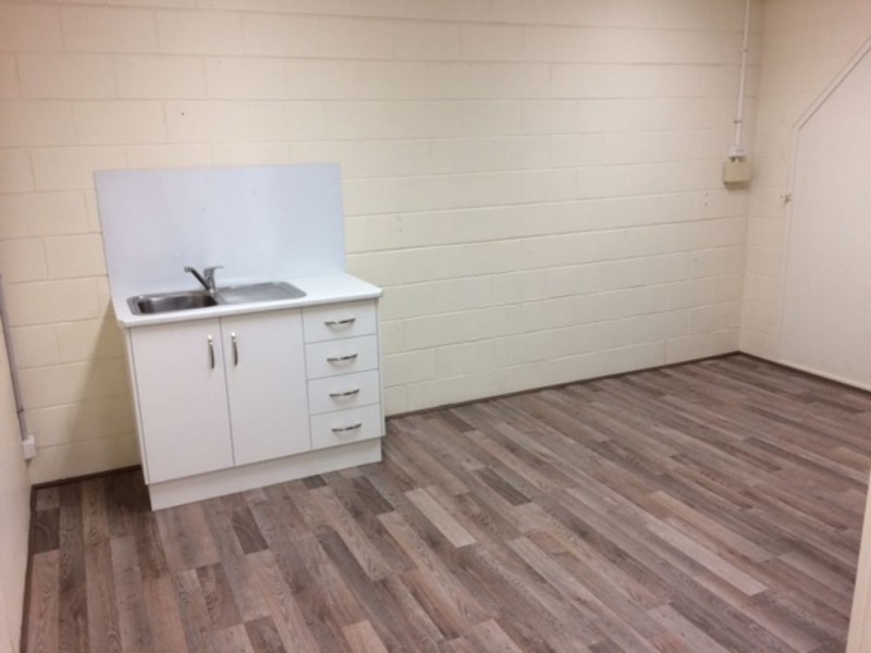 Shop 2/12 Russell Street, Toowoomba City QLD 4350