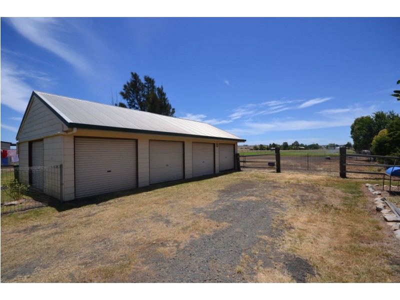 46-48 William Street, Cambooya QLD 4358