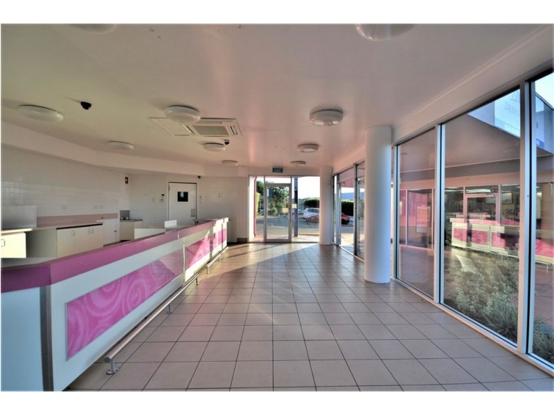 2 / 360 – 362 Stenner Street, Kearneys Spring QLD 4350