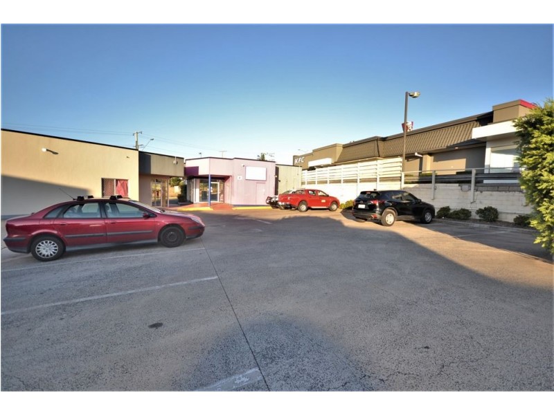 2 / 360 – 362 Stenner Street, Kearneys Spring QLD 4350