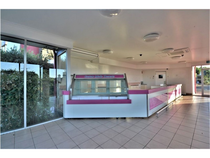 2 / 360 – 362 Stenner Street, Kearneys Spring QLD 4350