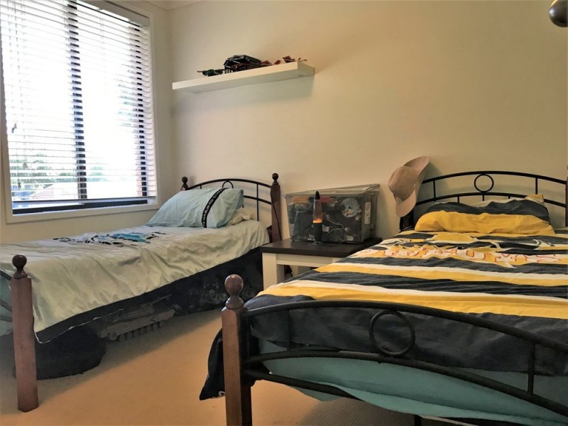 26 Claret Street, Wilsonton Heights QLD 4350